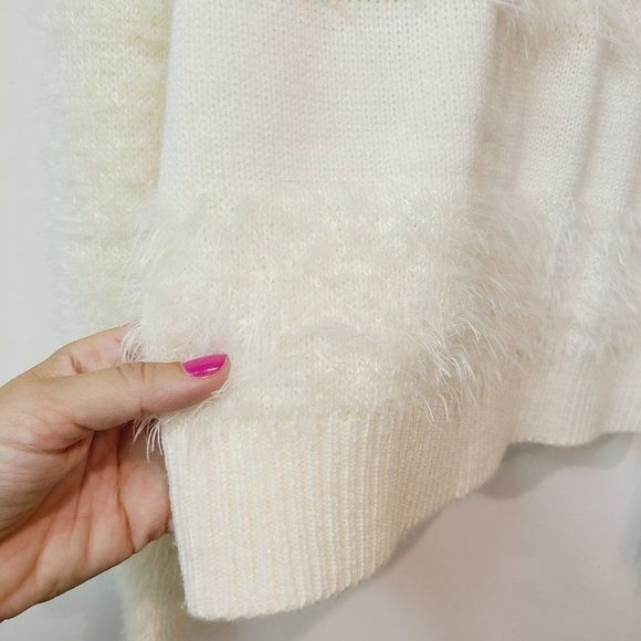 XOXO Sweater Lace Back Cream Fuzzy Soft Striped Womens Small - Picture 4 of 8